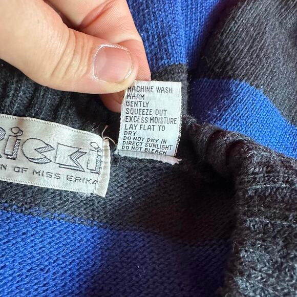 Vintage Sweater Womens Size Small Blue Black Striped Batwing Retro 80s Twee Indy - Picture 8 of 8